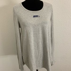 WEAR by Erin Andrews Sea Hawks NFL Long sleeve T-shirt M